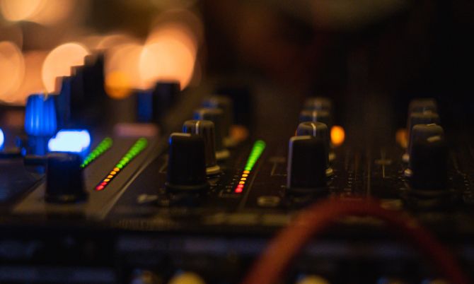 vinyllogic.com